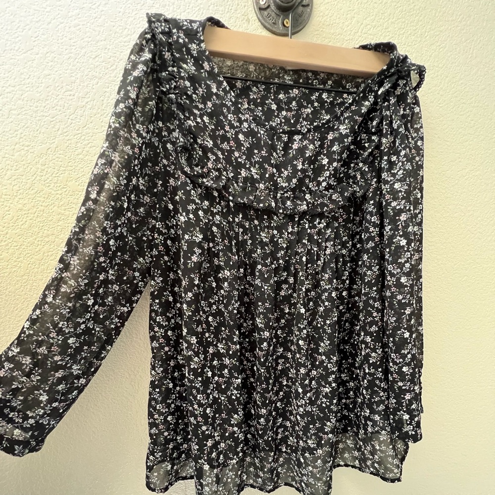 Gap floral blouse